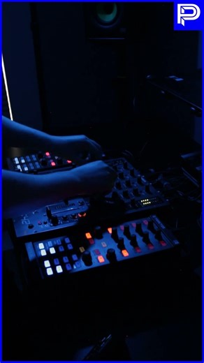 Mixing La Musique Techno into Transmission