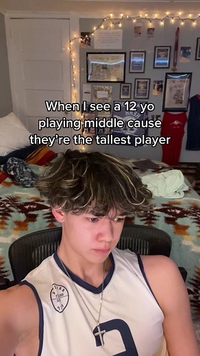 Poor kids gonna get set up for failure. #volleyball #haikyuu #fyp #volleyballplayer