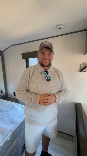 ✨ Pre-Owned 2021 Dutchmen Aspen Trail 1900RB! ✨ Looking for the...