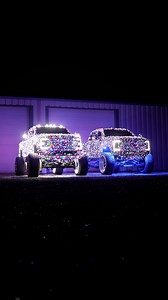 Double the cheer! Two f250’s with Anylevel lifts on JTX forged 30’s 🎄 #rickyandtheboss #anylevellift #jtxforged Any Level Lift JTX Forged Ford Motor Company | Ricky & The Boss