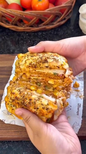 Cheesy Sandwich 🥪| Garlic Bread| Homemademayonise| mayo #recipe #trending #viralvideo #vegsandwich