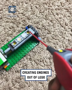 Building seriously impressive and mechanical engines out of LEGO 🤩🤯 | UNILAD Tech