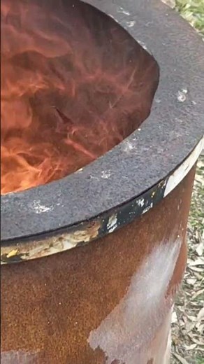 Smokeless burn barrel - a few moments later