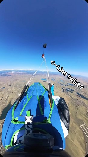 Wingsuit flips #skydiving #wingsuit #parachutedeployment #barrelroll #stunt #stuntman #stuntperformer #hollywoodstunts #actionscene #freefall #skydivelife #adrenalinerush #skydivingstunts #aerialstunts #thrillseeker #extremesports #gopro #insta360 #djiaction #osmoaction #gopromax #insta360x3 #insta360go3 #actioncamera #highaltitudejump #flyhigh #proximityflying #epicjump | Vavilov Sergei