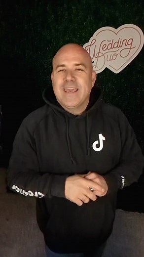 Who needs an #enchanted recessional song for their #happilyeverafter 💖🎶💎 #weddingduo #weddingrecessionalsong #disneyweddingmusic #disneybride #recessionalsong