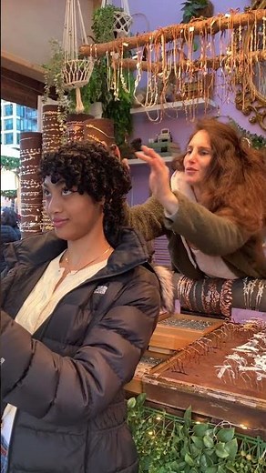 Curly hair French pin tutorial