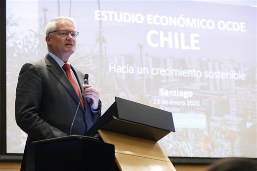 OCDE destaca la “firmeza” económica de Chile y recomienda potenciar la infraestructura energética