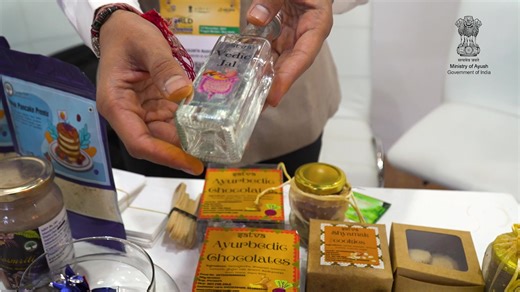 Jamnagar Start-ups and Institute of Teaching & Research in Ayurveda (ITRA) University in Jamnagar, Gujarat, present their cutting-edge Ayush Aahar products, including Ayurvedic Milkshakes, Poshak Pancakes, Cookies, and Ayurvedic Antacids at the World Food India exhibition. #WorldFoodIndia #WFI #WFI2023 PMO India World Food India Press Information Bureau - PIB, Government of India MyGovIndia Ministry of Food Processing Industries, Government of India Sarbananda Sonowal | Ministry of Ayush, Govern
