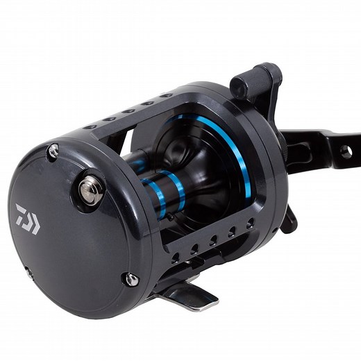 New! Daiwa Saltist Levelwind 30HB A versatile option for a wide range of saltwater angling techniques, the Daiwa Saltist LW Levelwind Conventional Reels have the performance and toughness you need for success on the water. These Levelwind reels are built around a sturdy aluminum frame and slideplate that's anodized for maximum corrosion resistance. Housed within the rigid frame is Daiwa's DIGIGEAR system where digitally engineered gear design ensures a perfect mesh for optimized speed, power, du