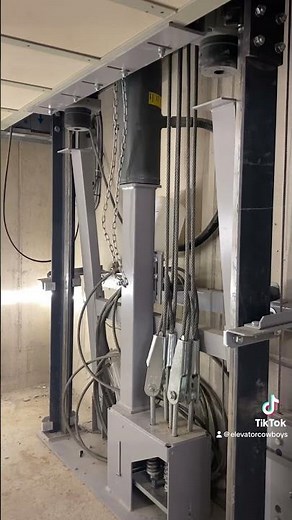 hydraulic lift buffer test 🛗