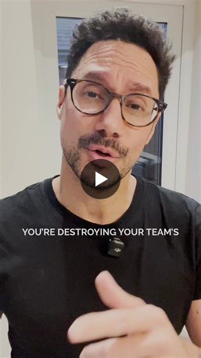 These three habits destroy confidence. Here s how to spot them—and what to do instead. ‼️ Most leaders don t realise they re doing this. You think you re being helpful, thorough, maintaining… | Daryl Seager