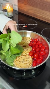 One-Pan Creamy Tomato Mozzarella Pasta