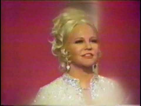 Peggy Lee sings "Is That All There Is" on TV 1969