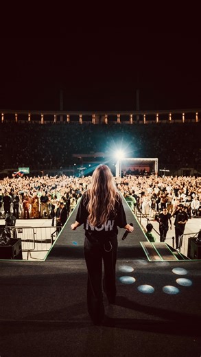 Bruna Olmeda on Instagram: "I have no words to describe how the Lord moved last night. Two nations on fire for Jesus, coming together to sing of His holiness. The sound of the Bride calling out to the Groom. Jesus, prepare us. Prepare Your Bride, Lord. Every knee will bow, and every tongue will confess that Jesus Christ is Lord of lords. 🇺🇸 🇧🇷 #Jesus #JesusIsLord #BrideOfChrist #Worship #worshipmusic"