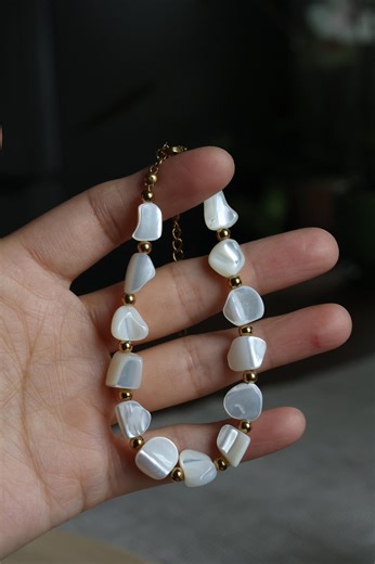 Chunky White Shell Bracelet: 18K Gold Accents, Coastal Jewelry