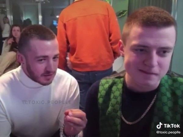 тут дело не в деньгах , в этих купюрах много ссор .(( #меллстрой #боровыууууууууу #дикиекабаны #мелстрой @boyssbenisse