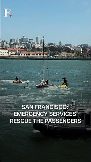 US: Passengers Rescued From A Sinking Sailboat | Subscribe to Firstpost | N18G
