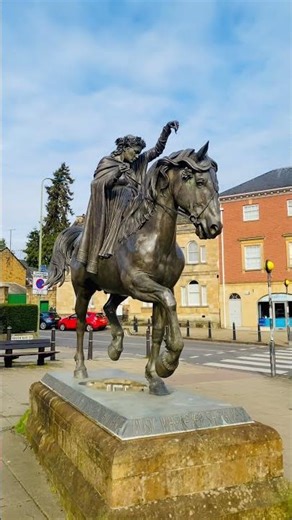 Banbury Town Centre in the spring