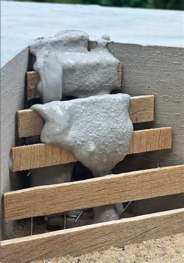 Creating a Miniature Dream House from Scratch