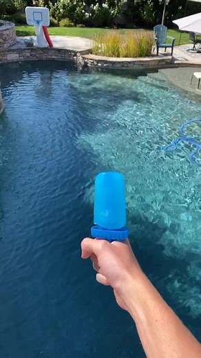 This was ACTUALLY SO GOOD! I want another one so bad! It was so sweet and sour at the same time. I love it❤️. #pospicle #foryou #blue #foryoupage #hi