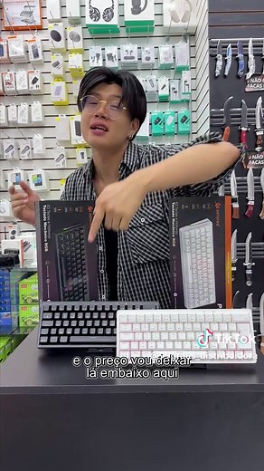 Teclado Gamer Mecânico 60% Hot-Swappable Sem Fio