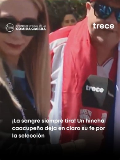 🙏 ¡La fe del hincha paraguayo es inquebrantable! 🇵🇾 🇺🇸 En la Casa Albirroja, Mortero Bala y el equipo de Trece se cruzaron con un fanático caacupeño que vive en Estados Unidos hace más de 20 años. A pesar de la distancia, aseguró que vuelve todos los años para visitar a la Virgencita de los Milagros. Presentado por OLLAS ESSEN Viví el #MundialXTrece #Trece #SiempreConectados