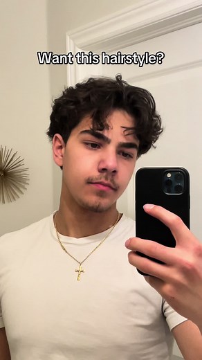 Messy Middle Part Hair Tutorial: Step-by-Step Guide