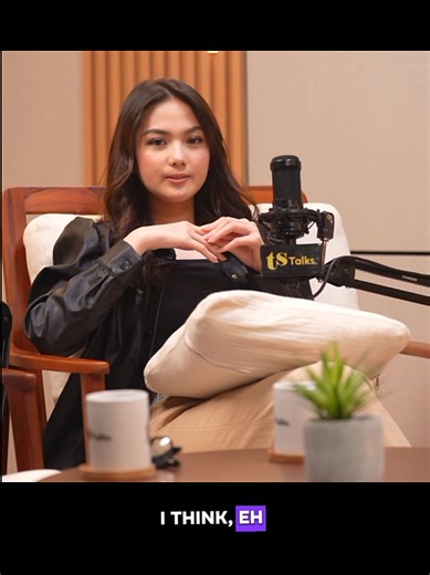 yes I agree with you, setuju banget nikah itu untuk selamanya, bukan buat senang²nya doang tp suka duka dijalanin bersama☺️ #fyppagee #jeffsyah #jeffsmith #aisyahaqilah