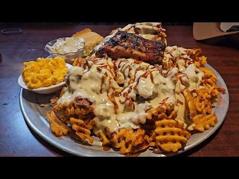 The Rebel Pig’s 7lb BBQ Horseshoe Explosion Food Challenge in Palmyra, Missouri