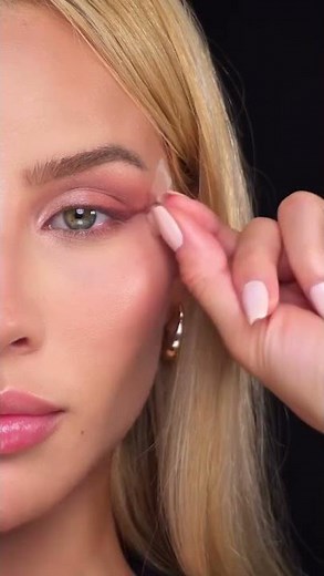 Light Feminine Makeup Tutorial 💗