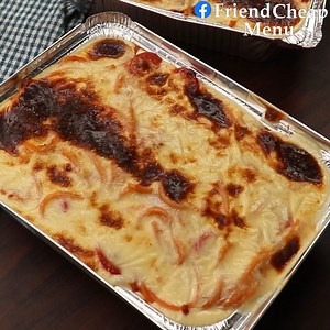 139K views · 143 reactions | How to cook baked spaghetti recipe for this coming Christmas eve or New year. Are you getting tired of the old sweet style spaghetti that are being prepared for birthdays and noche buena? Level this recipe by just adding a few ingredients and simple steps. #bakedspaghetti #spaghetti #bakedspaghettirecipe | FriendCheap Menu | Facebook