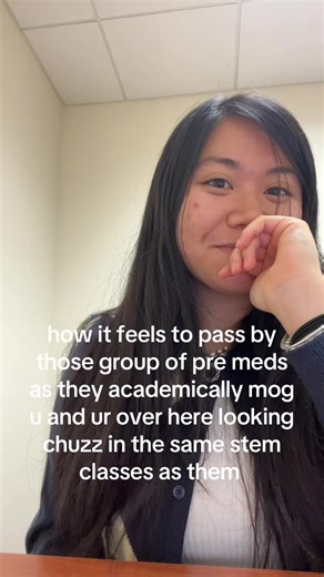 Navigating Pre-Med Pressure in STEM Classes