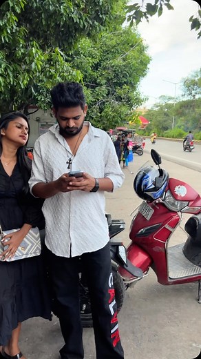 Aa Phone Number yento COMMENTS lo cheppandi 😃😃 . . #actorkarna #alwaysarya #teluguthursday #telugutiktok #telugudubsmash #friendship #hyderabaddubsmash #telugudubsmash #teluguvideos #telugu #telugumemesofficial #reelstelugu #reelsinstagram #reelsofficialindia #reelsindia | Karna Karna