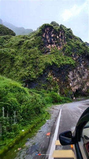 पहाड़ों का खूबसूरत नजारा ❤️ #travel #roadtrip #mountains #nature