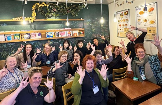 AU's first Auslan-guided tour launches with Envoyage member