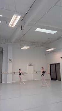 How we do Grand Sissonne Ouverte in regular Pointe Class (ages 13-16) #dance #ballet #dancevideo