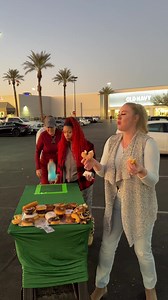 Doughnut eating contest | Tommy Wind