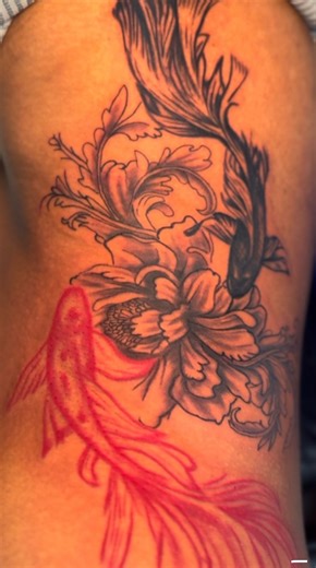 Inkq Rich Adams on Instagram: "DM:"INKQ” to book 📨 or 🤳🏾TEXT: "INKQ" to 803-203-9160 📍:1501 E 4th st Charlotte,NC @solidtear_ink @rich_inkq 🙋🏽‍♂️: @_theofficialchristian #koifishtattoo #flowertattoo #ribtattoo #tattoos #richinkq"