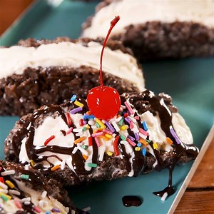 1.1M views · 7.2K reactions | Cocoa Pebbles Ice Cream Tacos are as...