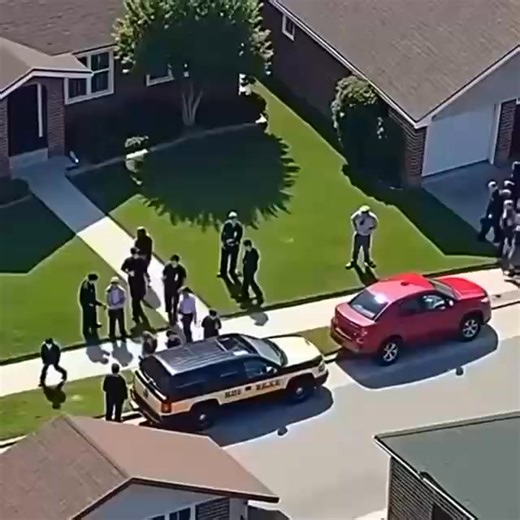 SAD LOSS Beloved country singer found dead at his home in Texas. He ‘endured tremendous pain & unthinkable loss’ in final years. Watch: 💬⬇ | Badge and Beyond