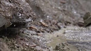 Video shows Italian Alpine glacier melting in summer heat