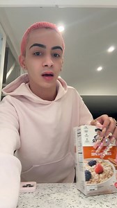 Make Quaker Oats cinnamon spice oatmeal with me 😋 #oatmeal #asmr #cooking #food #foodie #mukbang #eating #cinnamon | Ryan Jay