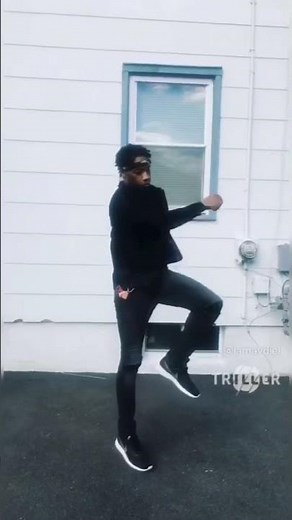 Ding Dong - Badman Forward (Gettin Jiggy With A.V)