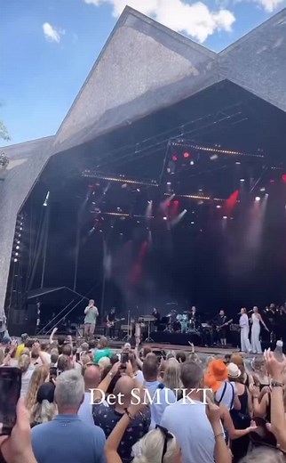 #alexhoghandersen #music #singing #festival