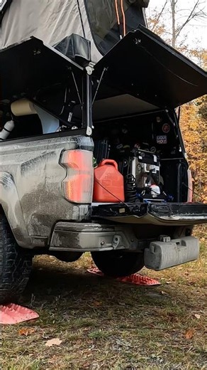 Getting camp set up with the ‪@GFC‬ #overlanding #northmainewoods
