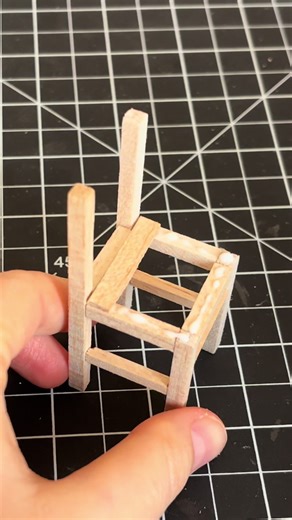 Satisfying Miniature Dollhouse DIY Projects