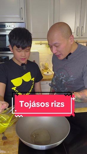 Hogyan készül a tökéletes tojásos rizs? 🤩🍳🍛 #wangmester #wang #mozium #biang #biangbistroo #etterem #étterem #etteremajanlo #étteremajánló #étterembudapest #azsiai #ázsiai #ázsiaiétel #azsiaietterem #ázsiaiétterem #asianfood #asianfoodlover #asianrestaurant #levesek #wok #kinai #kínai #kinaietel #kínaiétel #kinaikaja #kinaietelek #kínaiételek #kulonleges #különleges #kulonlegessegek #különlegességek #különlegesételek #hogyankeszul #hogyankészül #hogyankészült #tojasosrizs #tojásosrizs