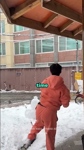 His snowball throws are actually a cheat code 🤯 #baseball #sports #shorts