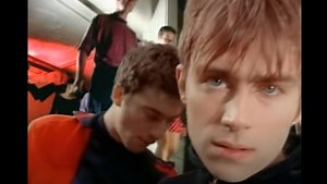 ＜歌詞和訳＞Girls & Boys – Blur　曲の解説と意味も | LyricList (りりっくりすと)