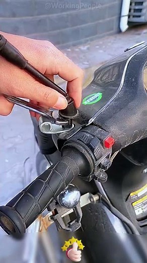 Practical installation techniques for windshields of motorcycles and electric vehicles